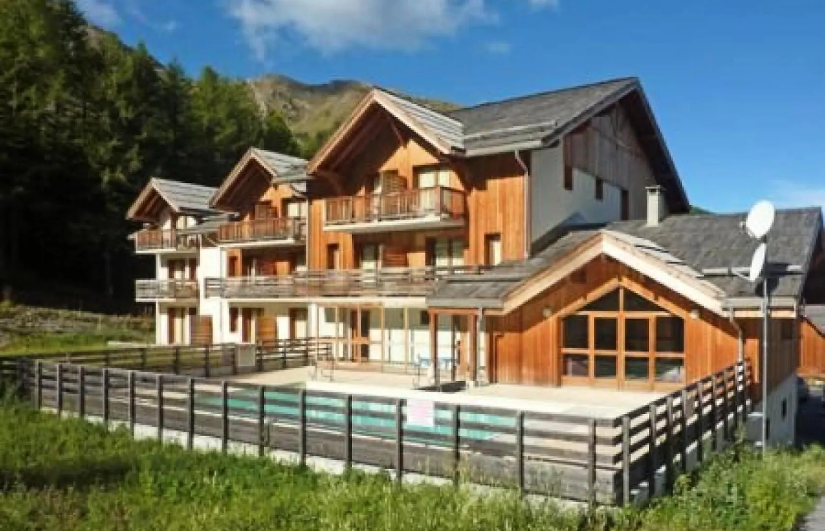 Residence La Combe D Or - Appartement En Residence De Standing Mae-6254 Les Orres 0*,  France